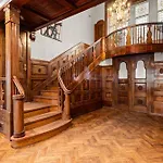Elegant Historic - Stunning Views * 卑爾根